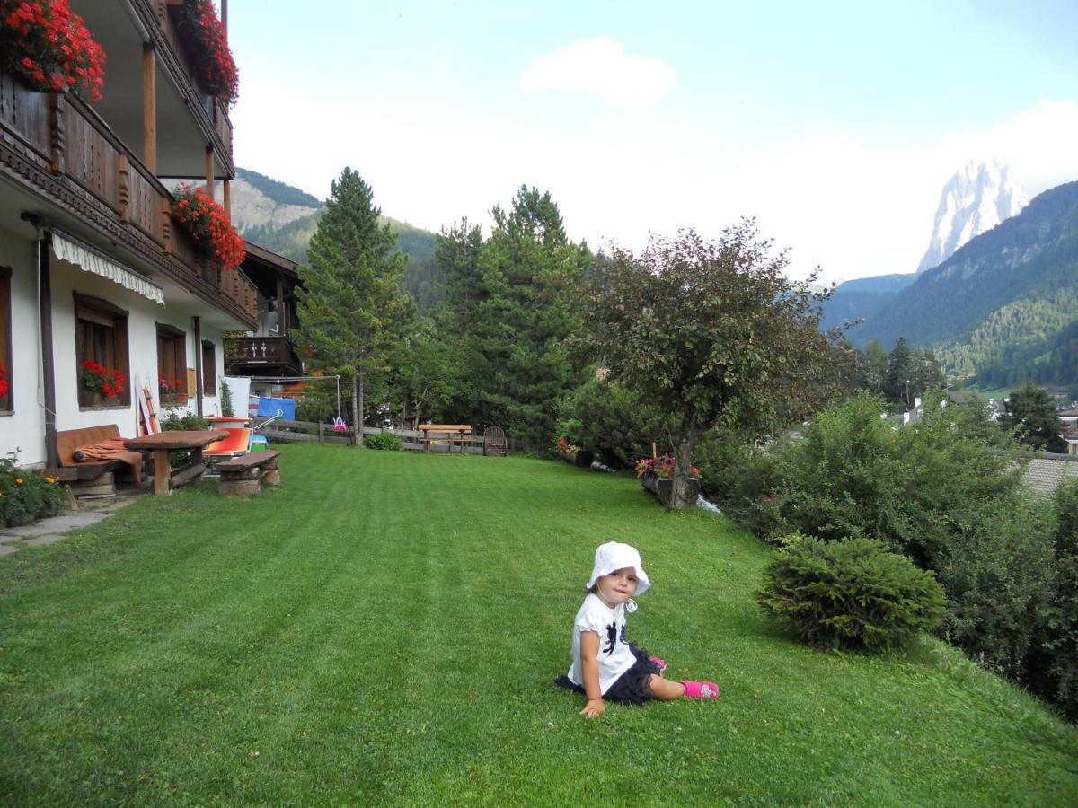 Garni Alba Bed & Breakfast St. Ulrich in Gröden